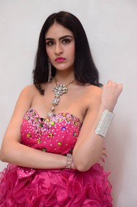 Simran Kapoor Photos
